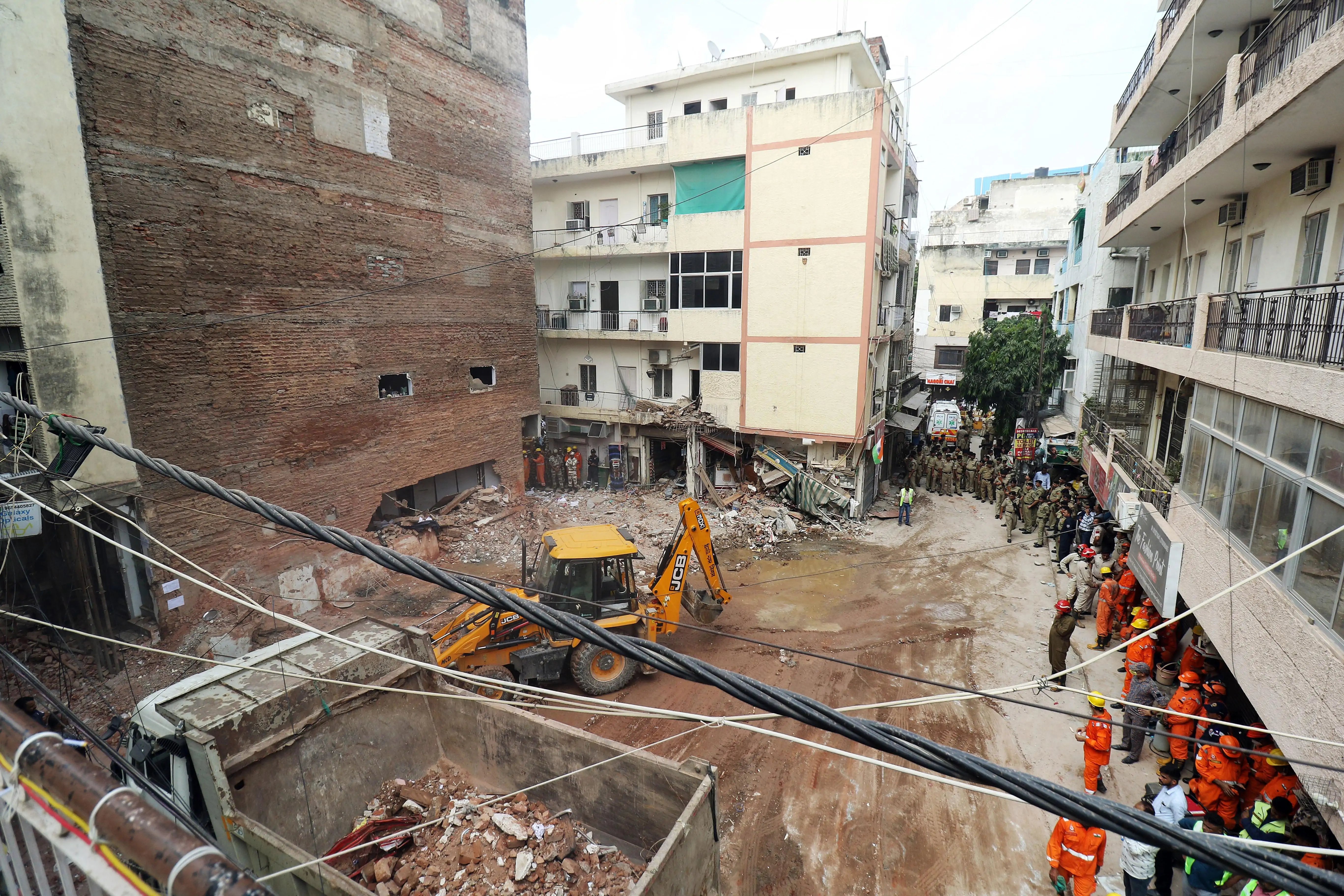 Delhi Police Accuse Satya Niketan Owners of Negligence After September 6 Collapse Killing 7