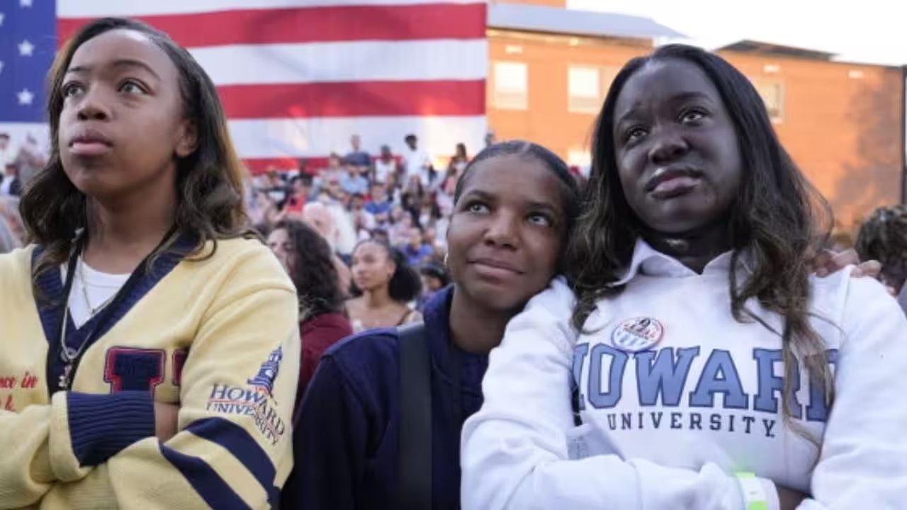 Democrats Target 100 Women in House as Midterms Near