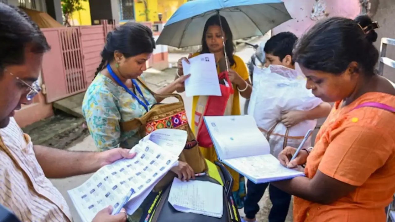 Telangana SIR: Reddy Confirms 54 Lakh Voters Added, 40 Lakh Pending Review