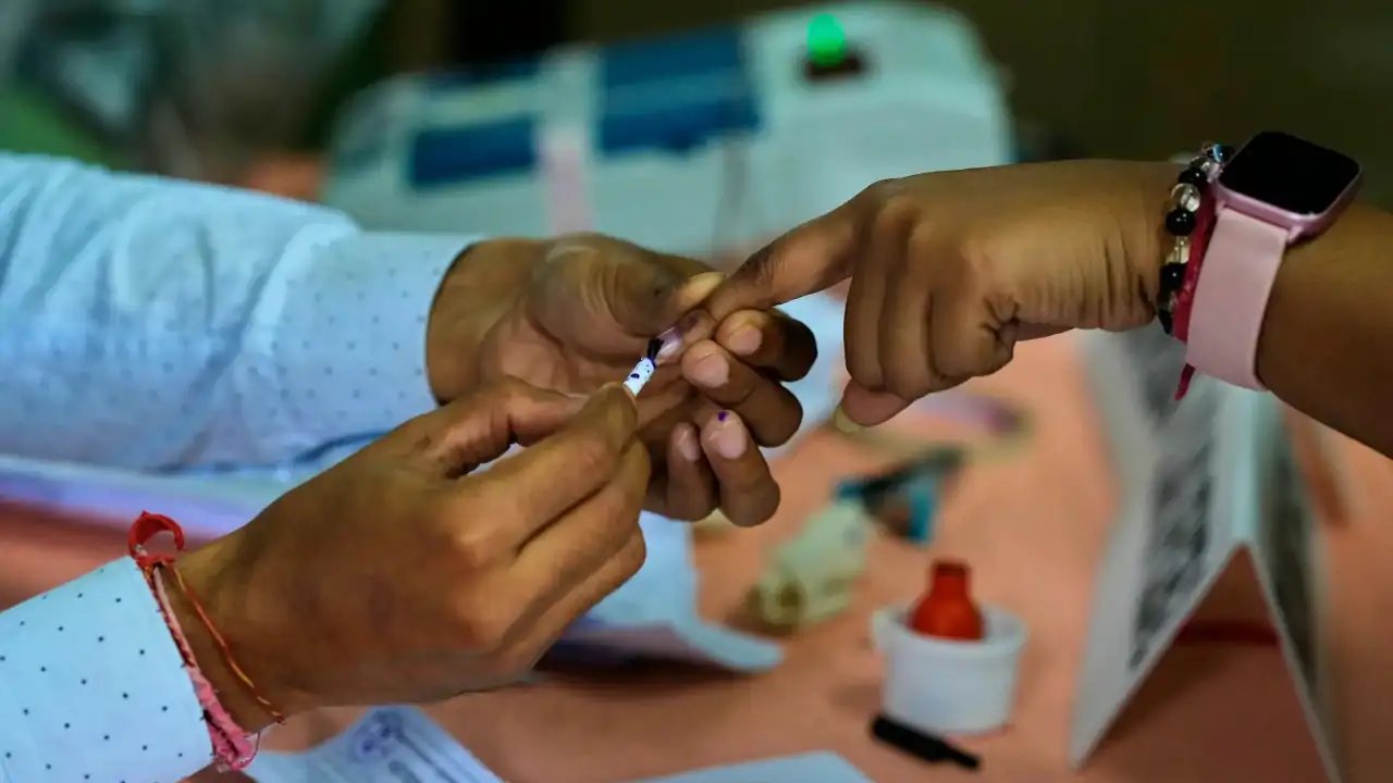 Allahabad HC Orders UP Election Commission to Hold Panchayat Polls Within Three Months