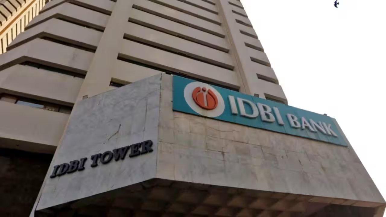 India Approves Sale of Govt Stake in IDBI Bank, Valued at ₹75.99 per Share