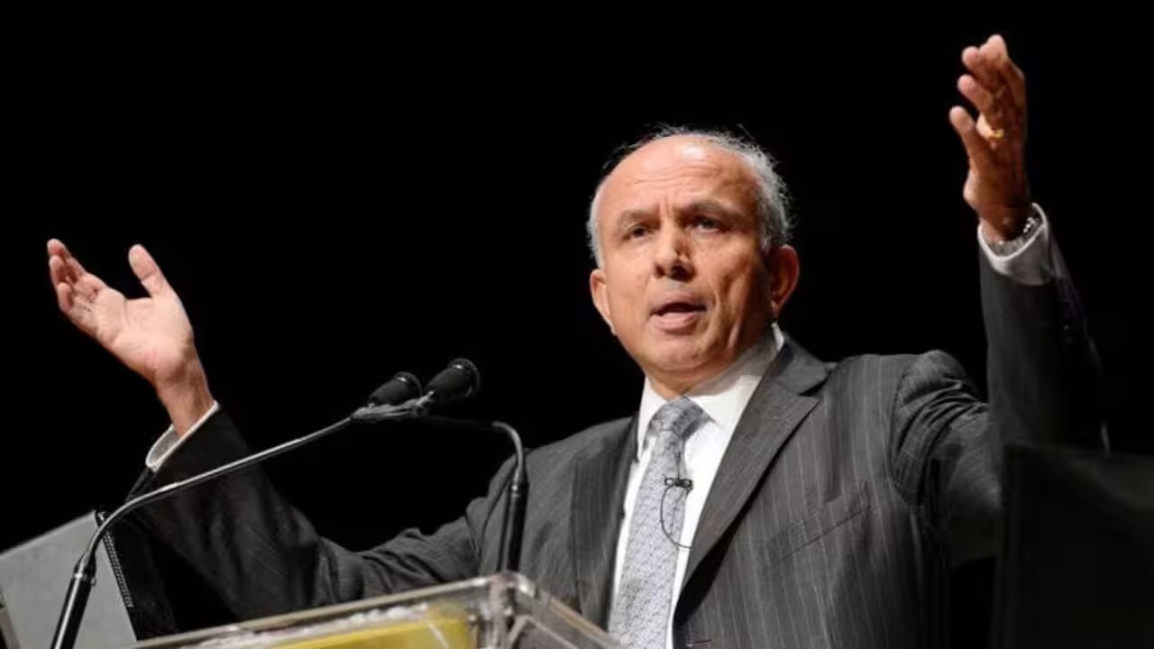 Prem Watsa Confirms No Layoffs After Fairfax Acquires 60.7% of IDBI Bank