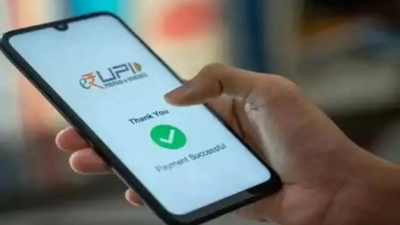 Finance Ministry Enforces 0.4% UPI MDR, Rejects US Pressure Allegations