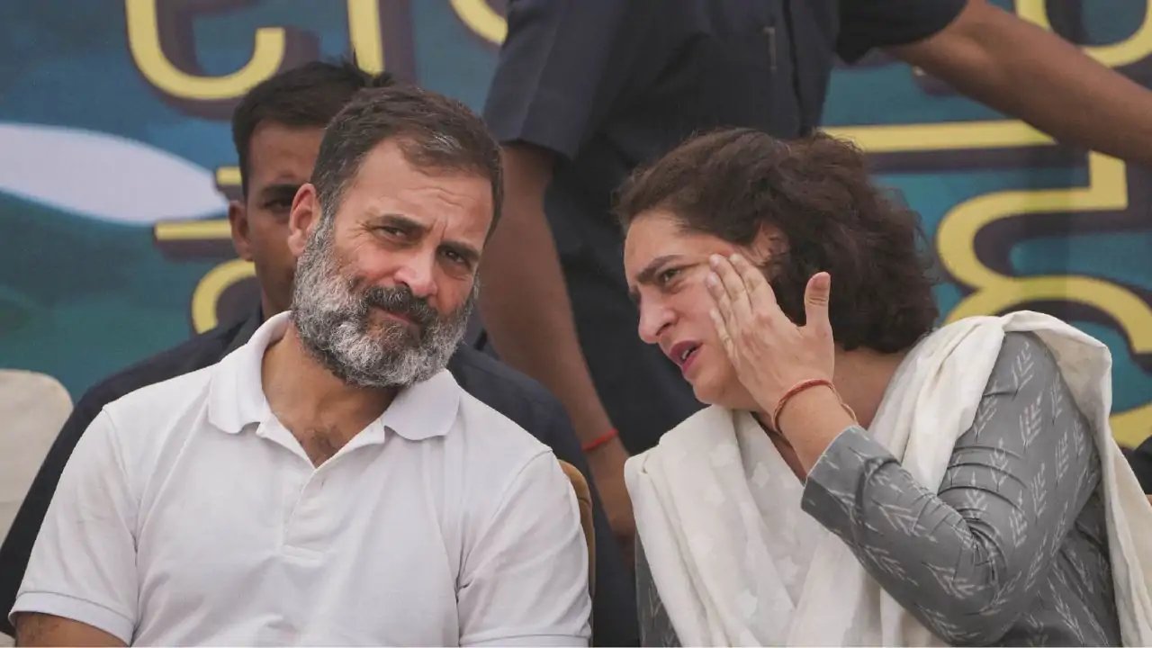 BJP Spokesperson Bhandari Accuses Priyanka Gandhi of Politicizing Exhibition, 74 Photos Removed