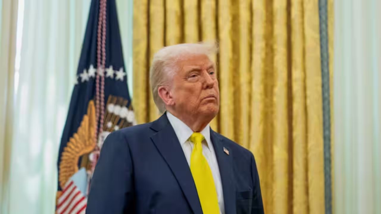Trump Bans CNN; Fox, CBS, ABC Drop White House Coverage
