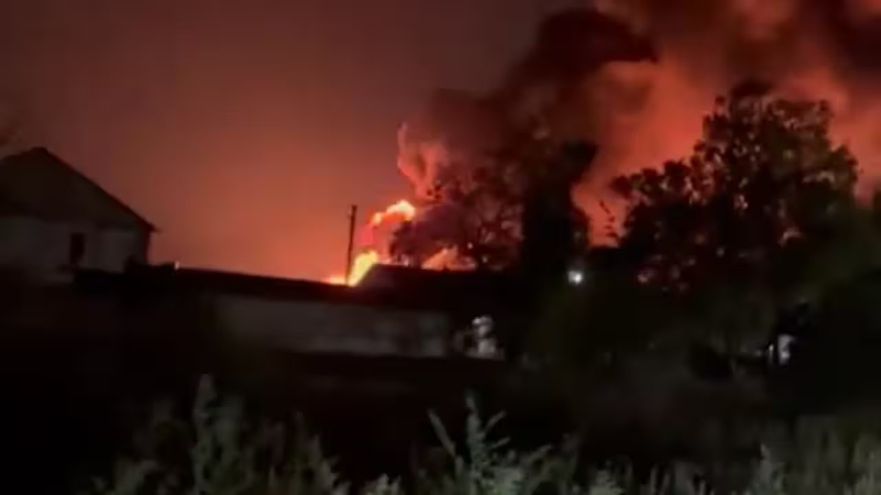 Russia Strikes Kyiv, Killing 3 While Ukraine Attacks Russian Defence Plants