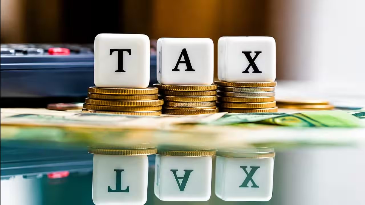 Income Tax Dept Pushes 1,100 UAE Property Investors to Declare Assets