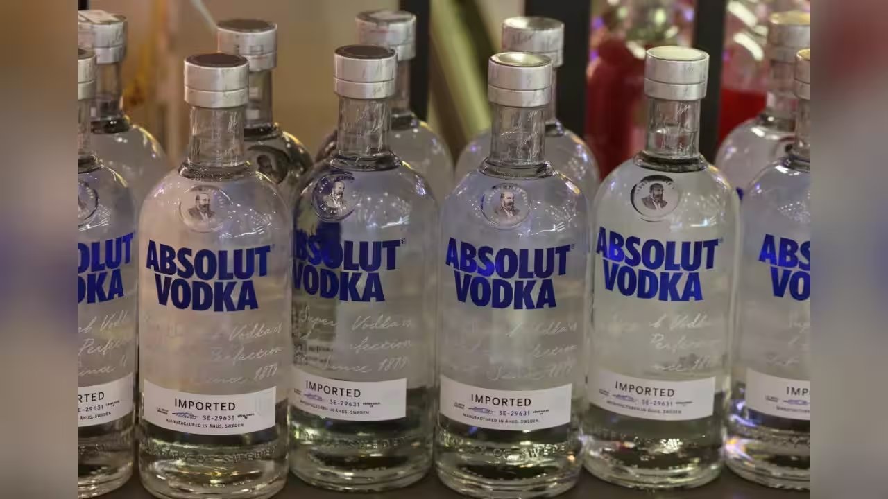 India probes Pernod Ricard, Diageo over 75% tariff Scotch imports