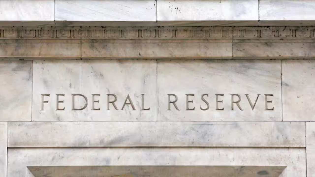 Fed Raises Benchmark to 3.75%-4%, Credit Card Rates Likely Rise 0.25%