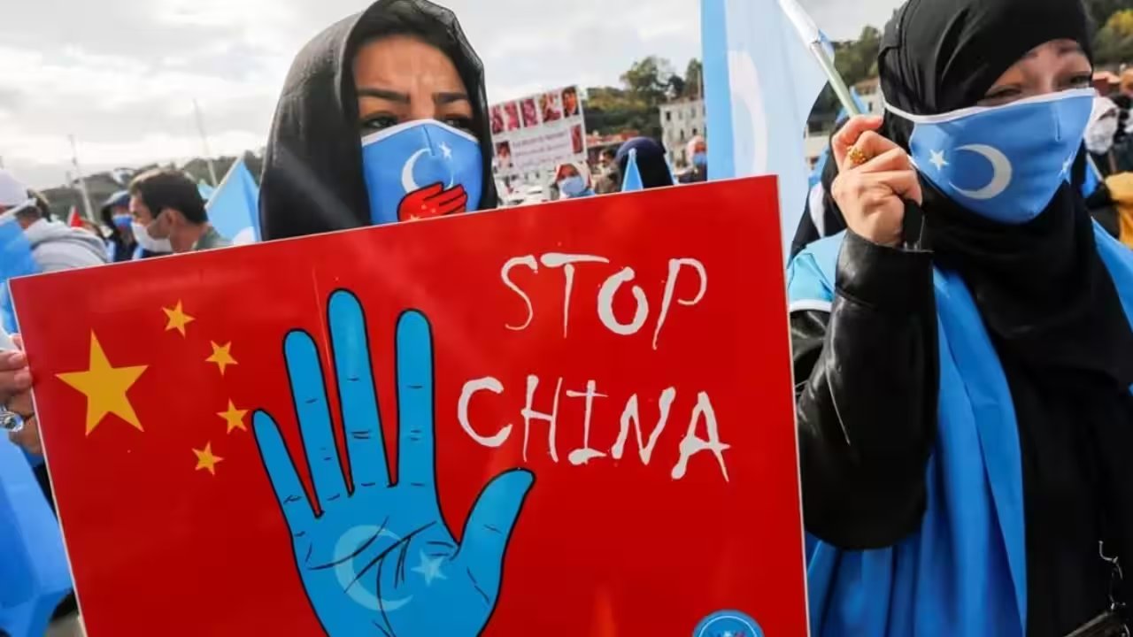 John Moolenaar Demands Starbucks Close Two Urumqi Stores Over Uyghur Abuse