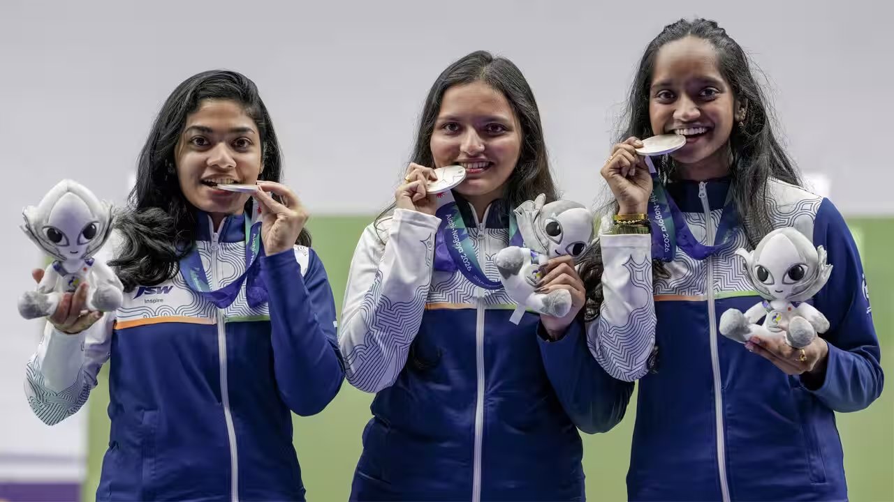 Elavenil Valarivan Clinches 252.4 Silver as India Opens Asia Games Medal Count