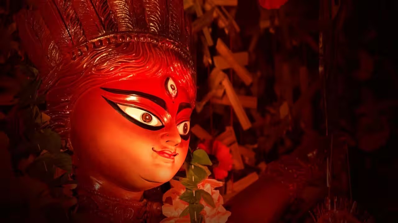 Durga Puja Glow: 5 Skincare Essentials Including The Ordinary Niacinamide Serum