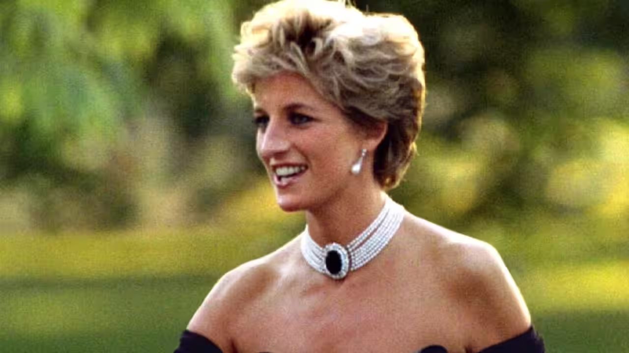 Charles Spencer Memoir Accuses King Charles of Mocking Diana's Legacy in 1997
