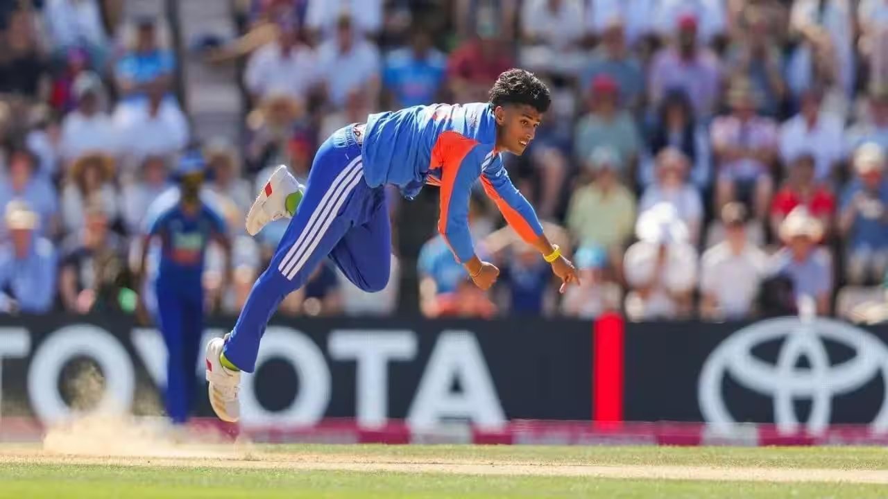 Mahli Beardman Dazzles with 4/23 as India A Lose 125-Run Oval Clash