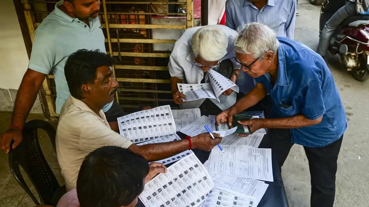 Election Commission Launches SSR in 17 States, Targeting Jan 1 2027 Eligibility Cutoff