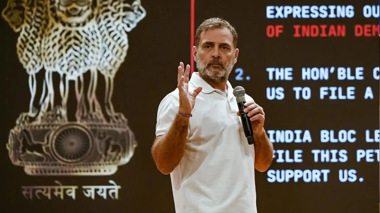 Rahul Gandhi Calls RSS an 'All-Male Cult' Believing Women Are Property