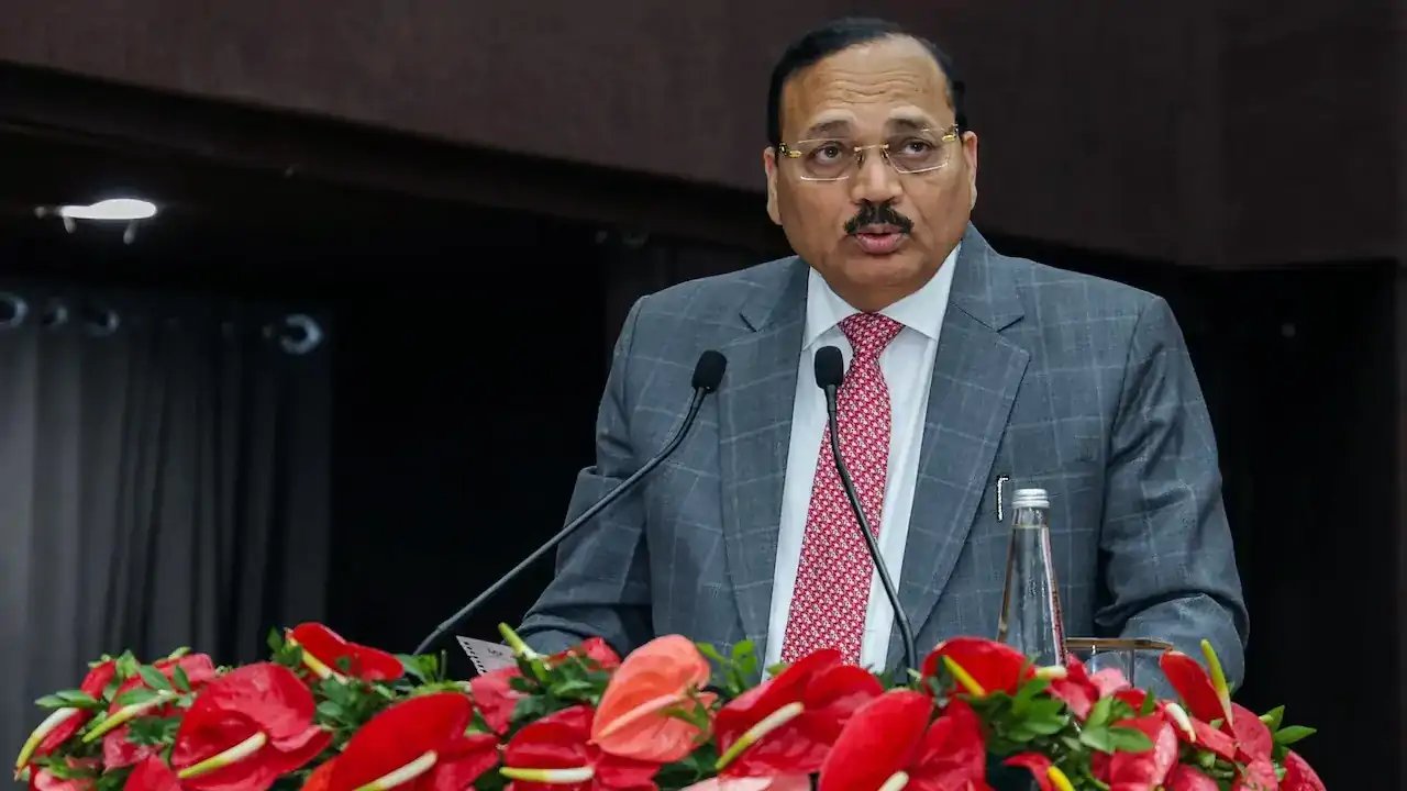 CJI Surya Kant Urges Law to Be Understood by People, Calls for Plain‑Language Judgments