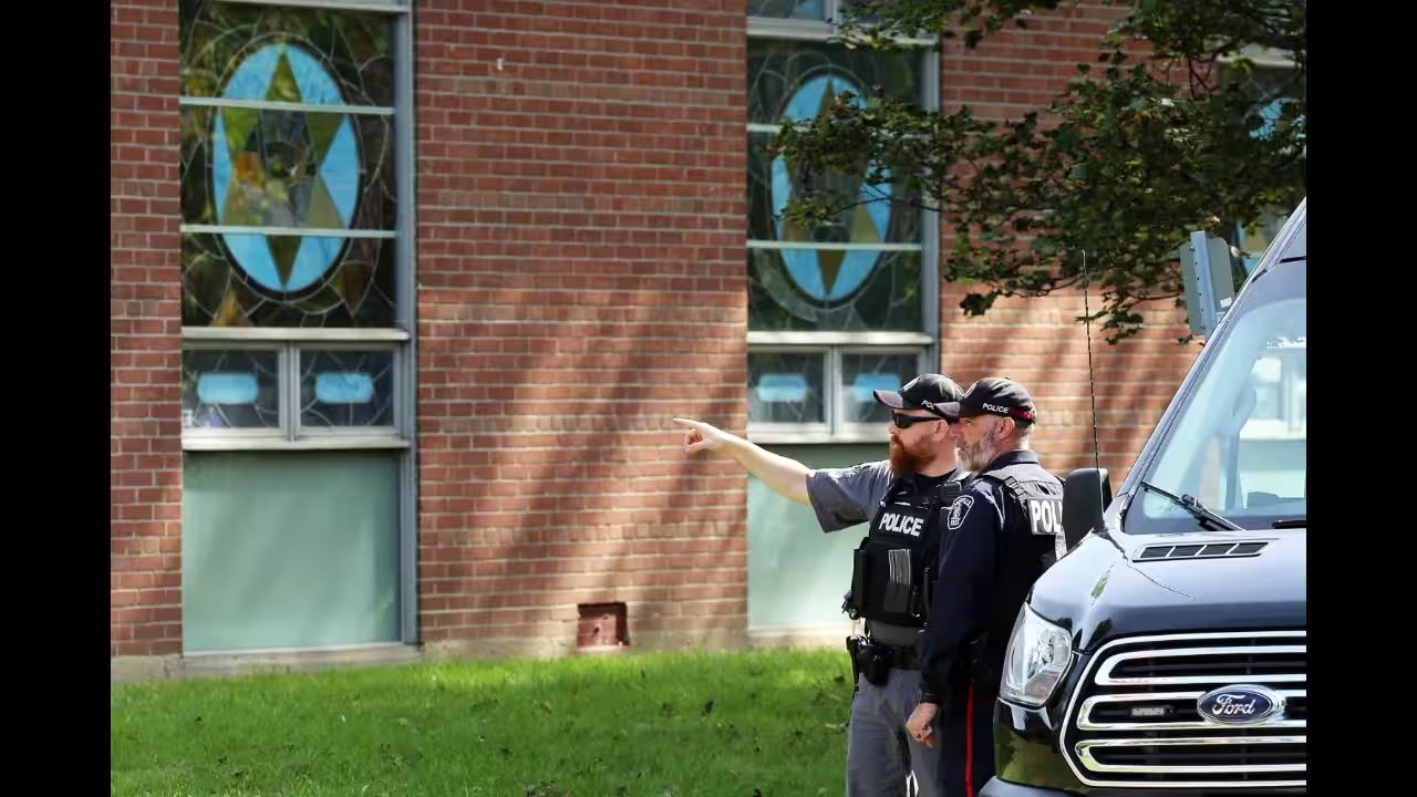 Ontario Constable Jeff Smith Survives Yom Kippur Synagogue Shooting, 29-Year-Old Sean Ward Critical
