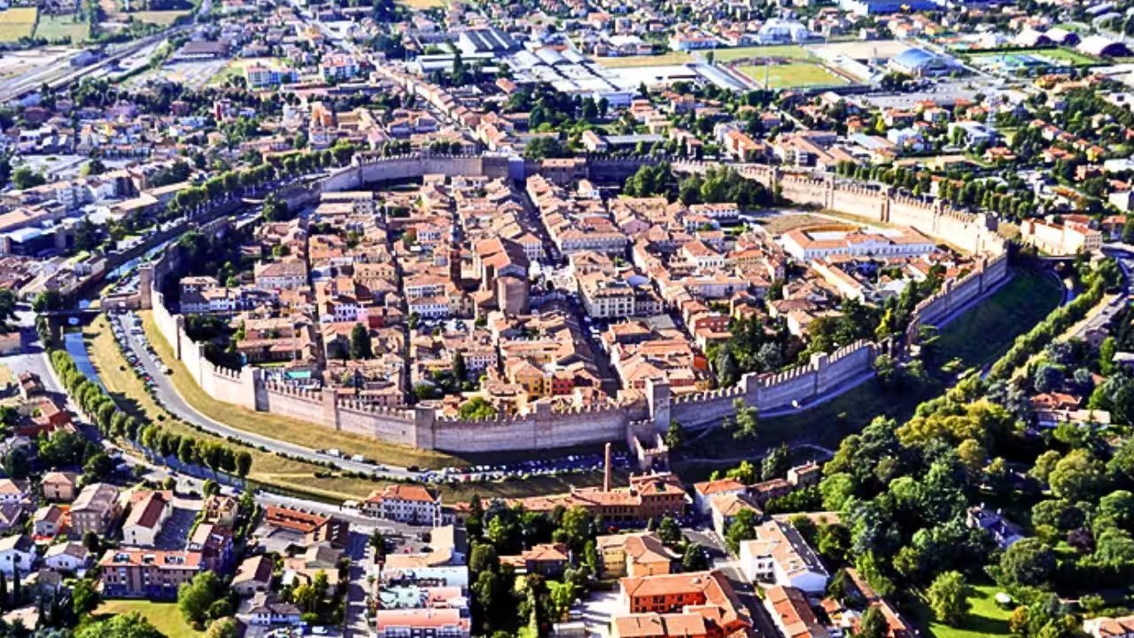 Castel Madama Town Recycles 70% of Old School Waste in New 2026 Building