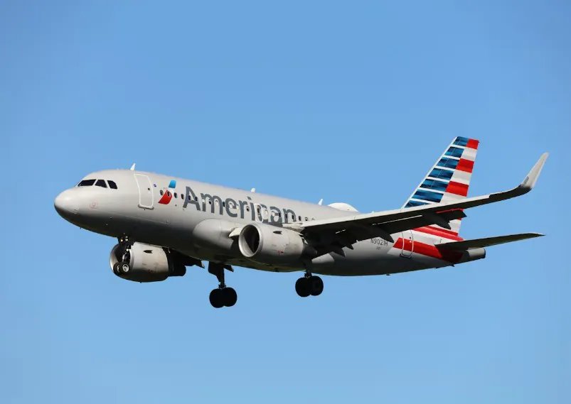American Airlines Passenger Strips Naked, Arrested After Baltimore-Miami Flight