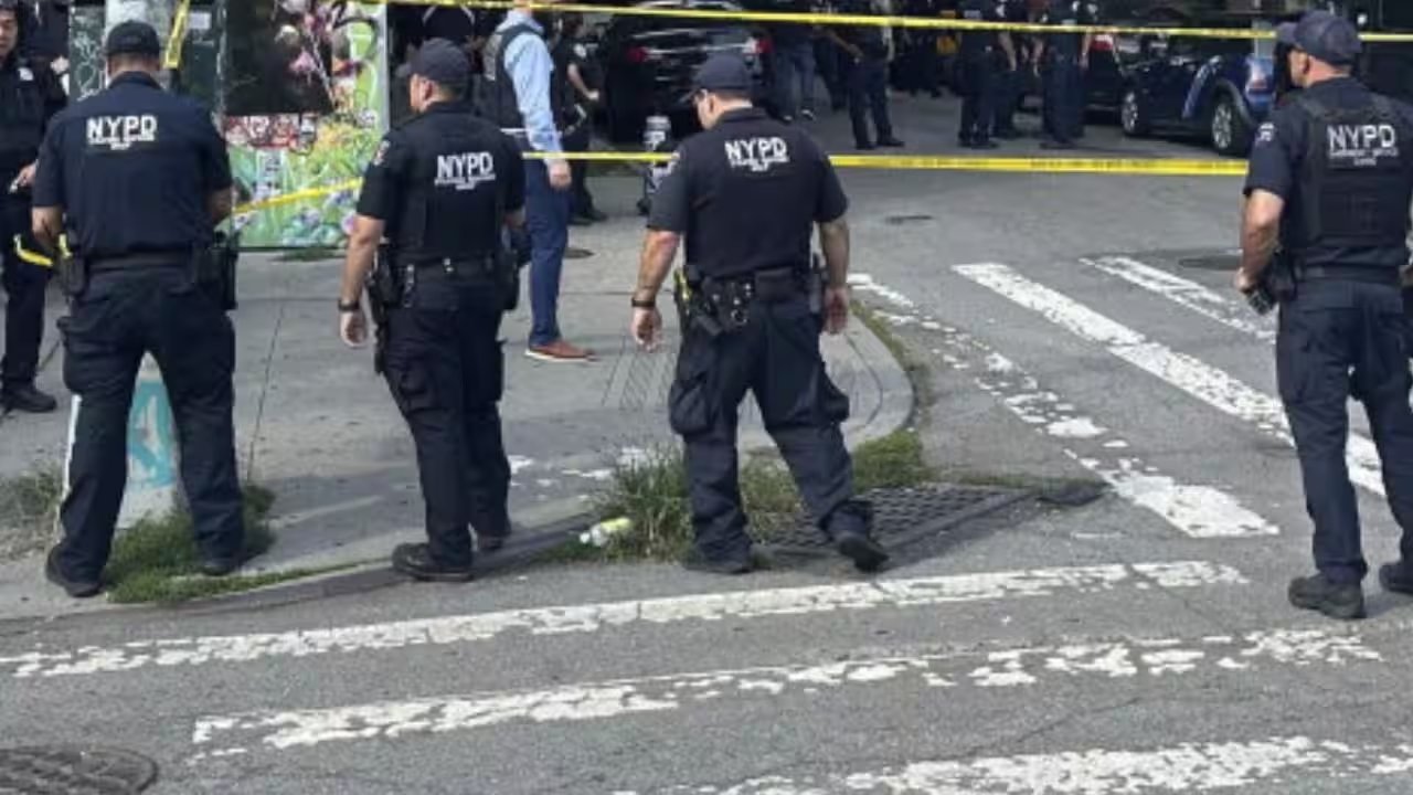 NYPD Officer Shoots Woman After Four Stabbed in Queens Home