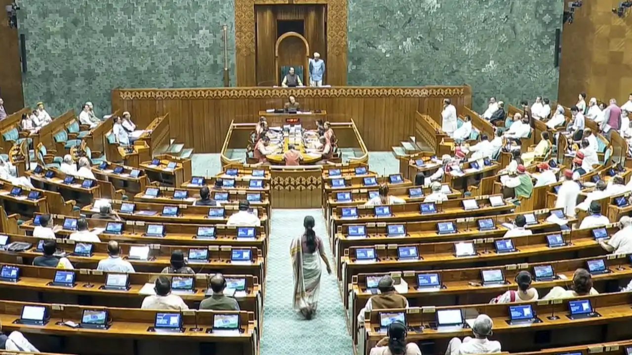 DMK MP P Wilson Demands 4‑Week Extension for FCRA Bill Consultations