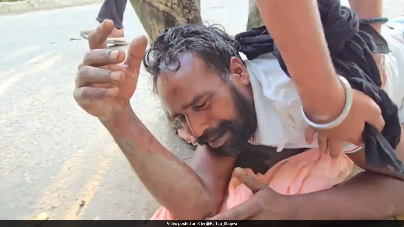Jagseer Singh Swallows Poison Outside Sangrur DC Office, Triggering Punjab Drug Row