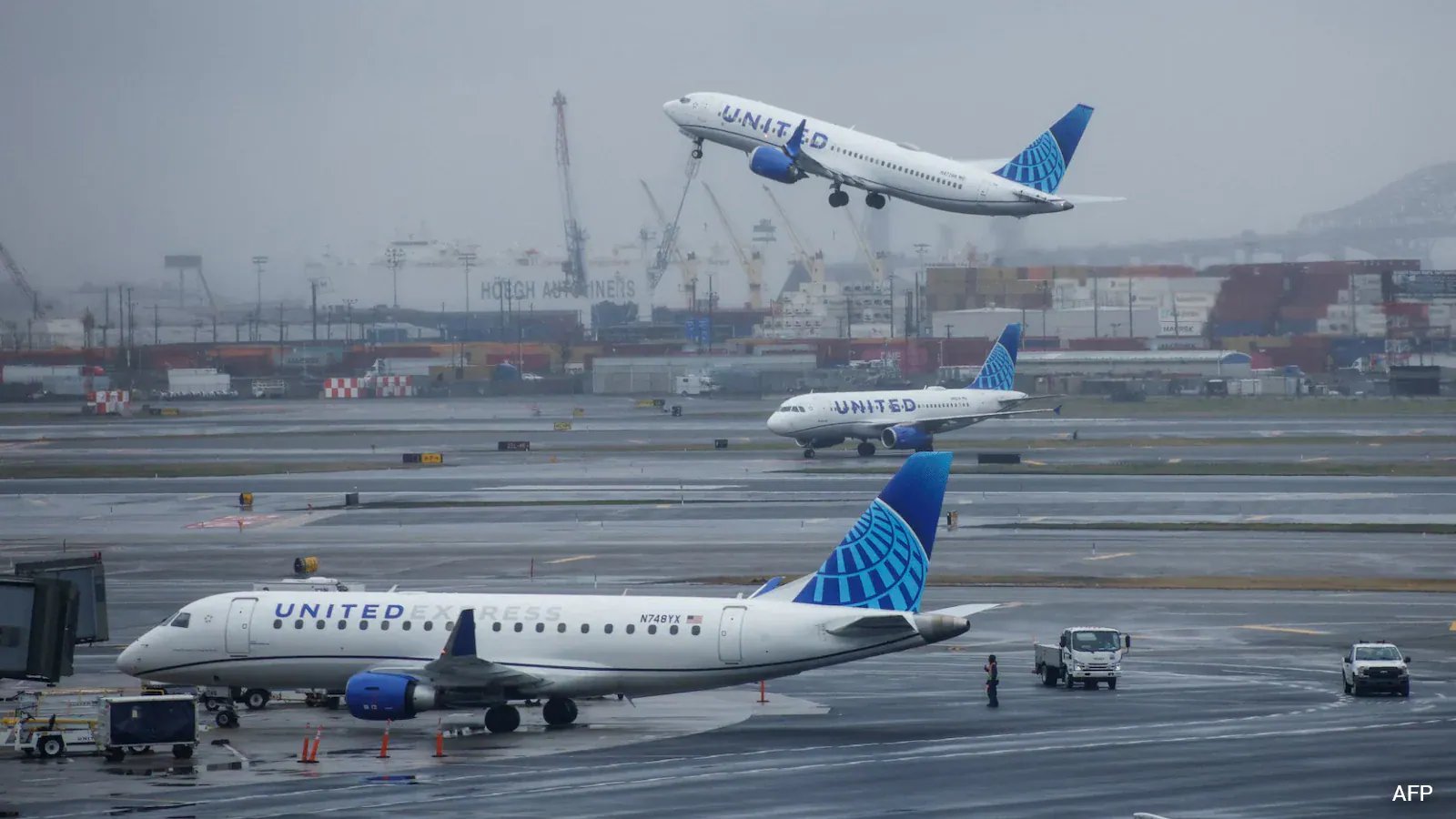 Amtrak Crew Cuts Fiber Line, Paralyzing 168 Flights At Newark Hub Monday