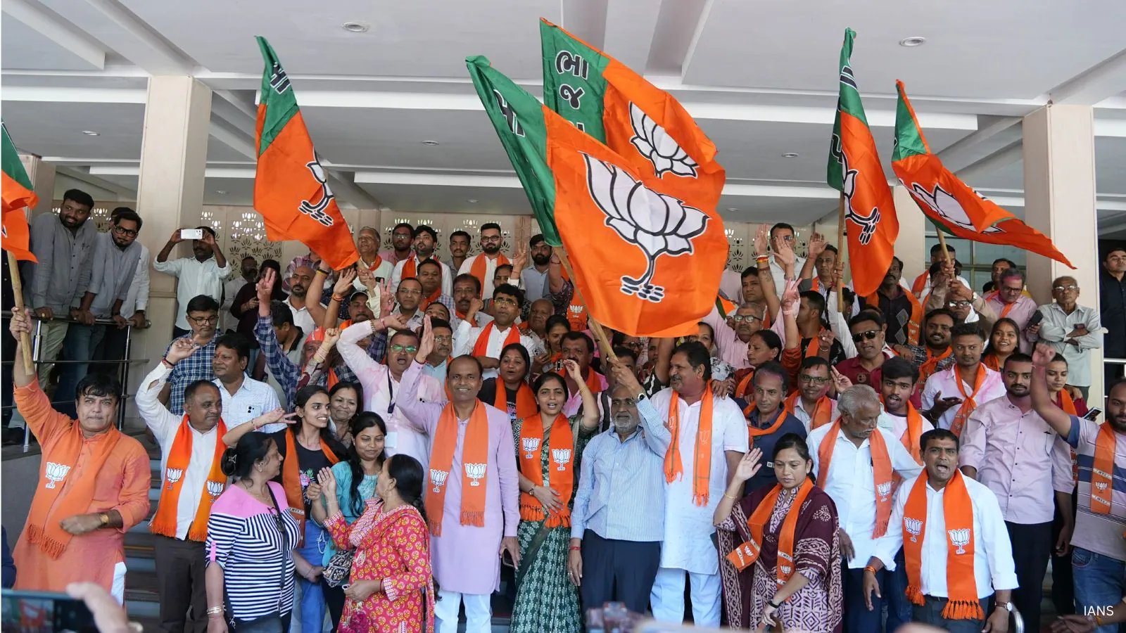 BJP Wins 38 of 44 Seats in Gandhinagar Municipal Polls, Congress Gains Five