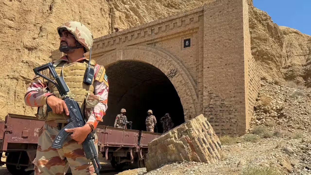 Pakistani Forces Kill 5 TTP Militants in South Waziristan on Saturday
