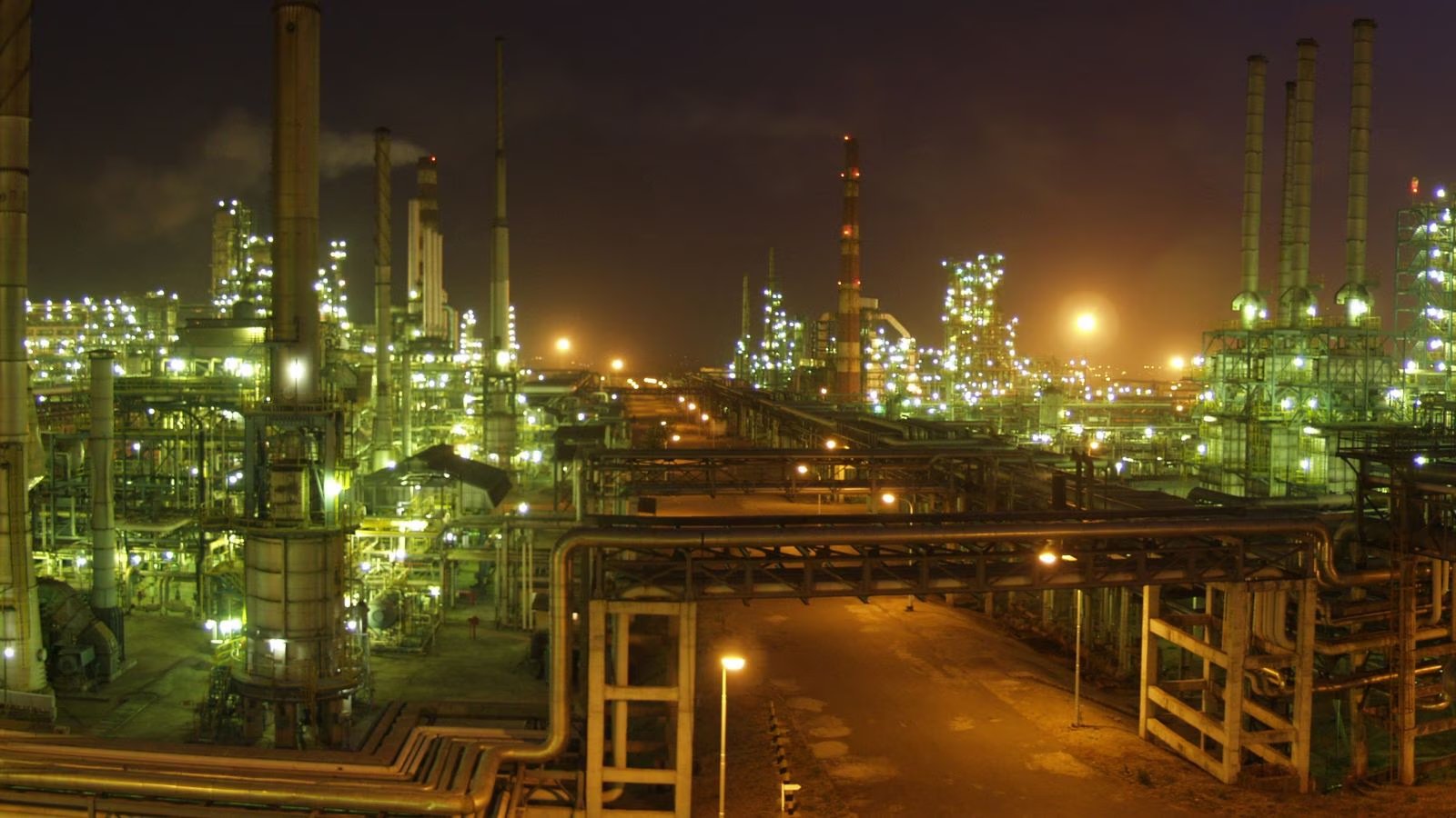 MRPL Shares Plunge 10% After Jokatte Fire Incident