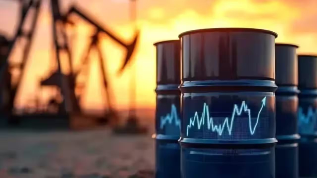 Indian Oil Corp. Records 2.7‑fold Q2 Profit Surge as Crude Prices Drop