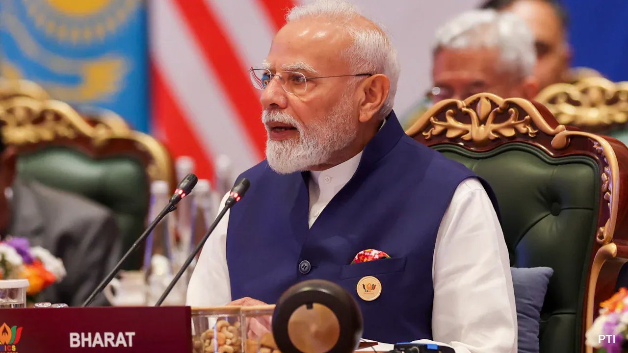Modi Urges Global Tech CEOs to Boost India's $1.5 Trillion Semiconductor Drive