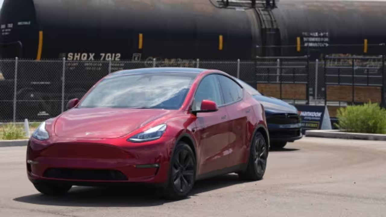 Tesla Model 3 Crashes in Self‑Driving Mode at 70 mph on I‑80