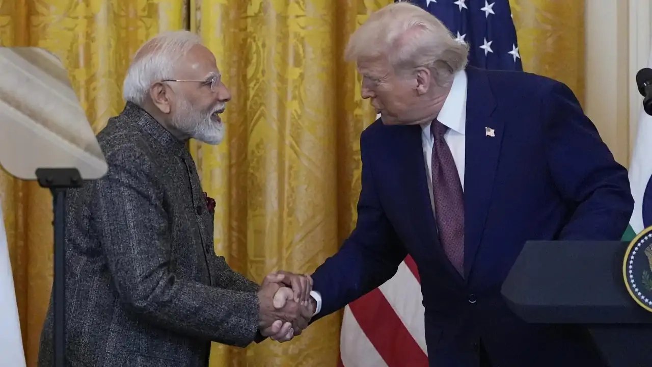 PM Modi Calls Trump to Discuss Trade, Defence, Energy and Global Peace