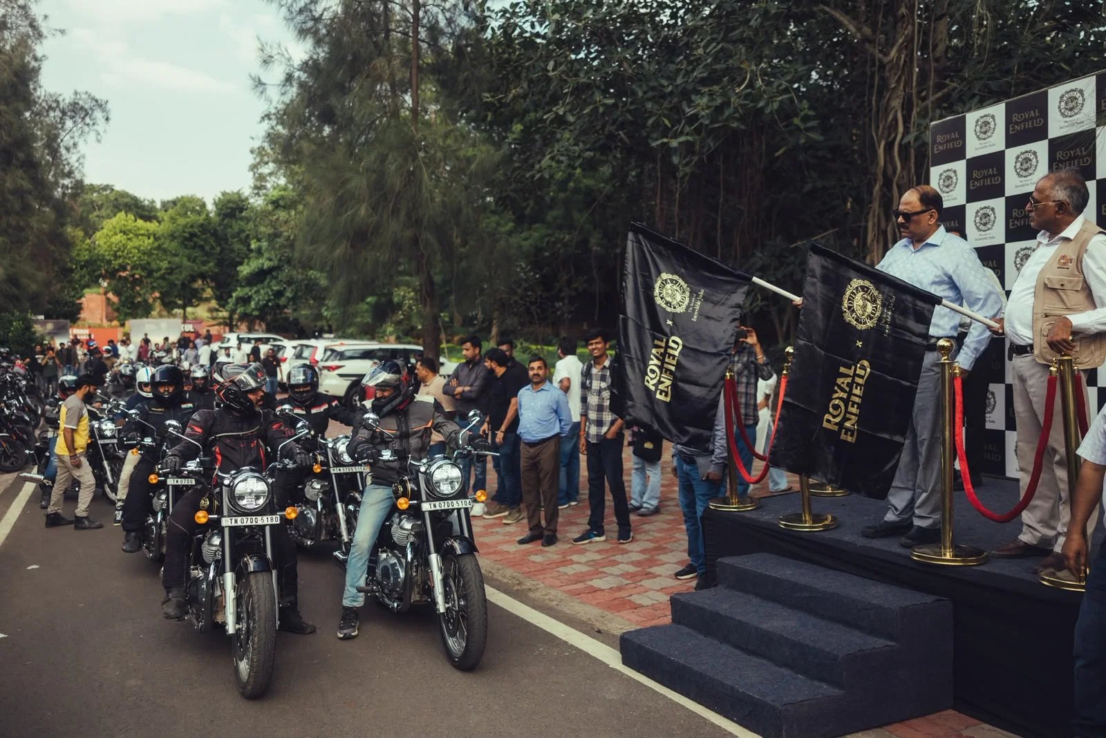 Royal Enfield Bullet 650 Launches at ₹12.79 Lakh, 1,520‑km Touring Route