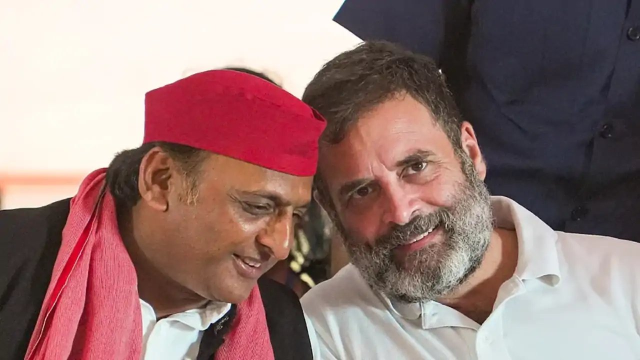 Congress Demands 200 Seats in UP, SP Accuses BJP of Fake Posters