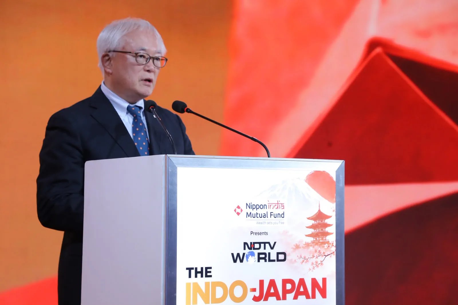 Abe's Aide Declares Former Prime Minister Saw India Overtake China