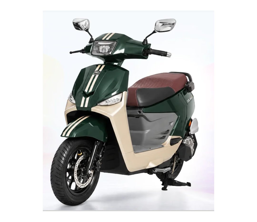 Bgauss C12 MaxR Launches at ₹146,000 with 178‑km Range