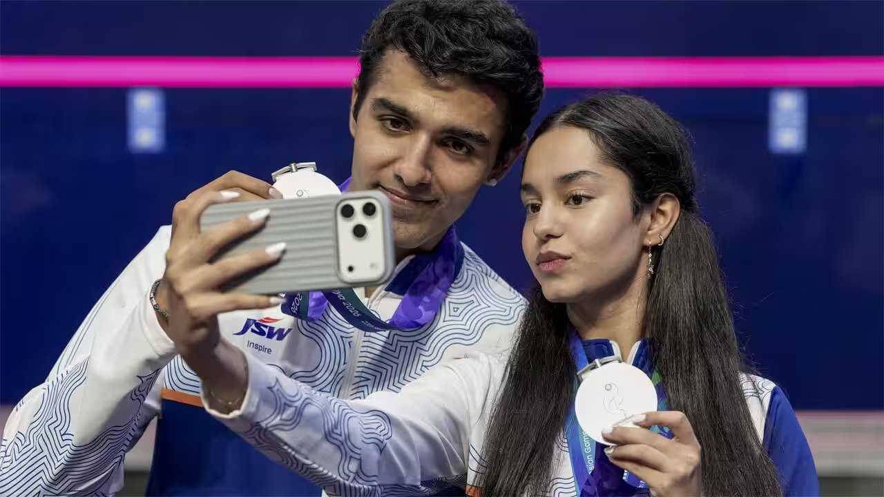 Parul Chaudhary's Bronze Keeps India 12th Despite 7 New Medals