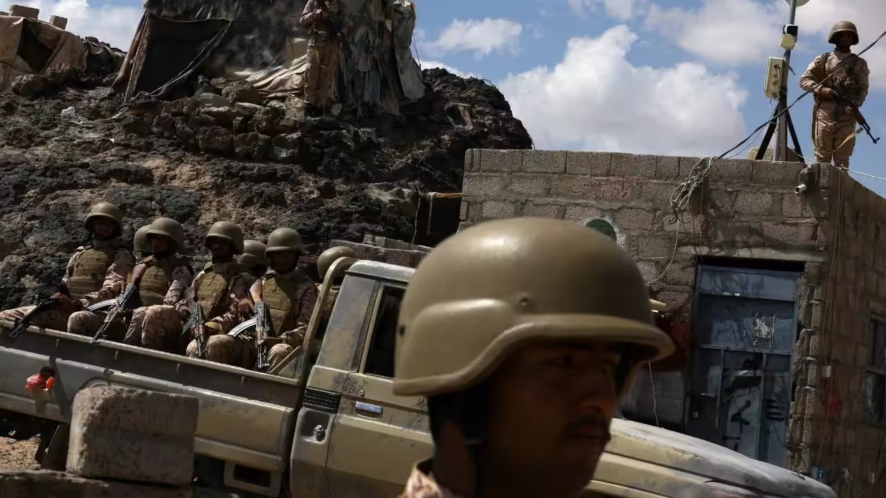 Houthis Kill 20 Saudi-Backed Troops in Shabwa Ballistic Missile Attack