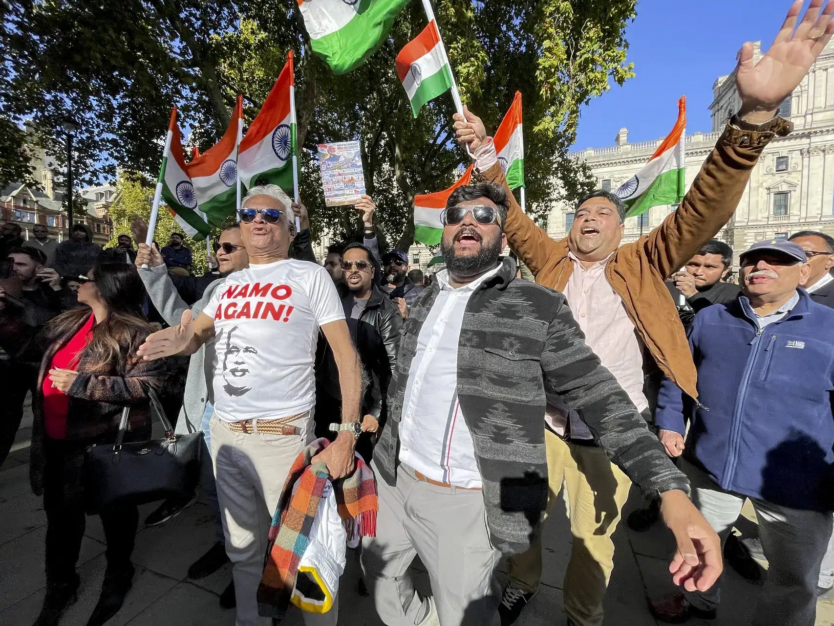 Rathee, Modi Loyalists Clash at London Parliament Square Over Vote Chori