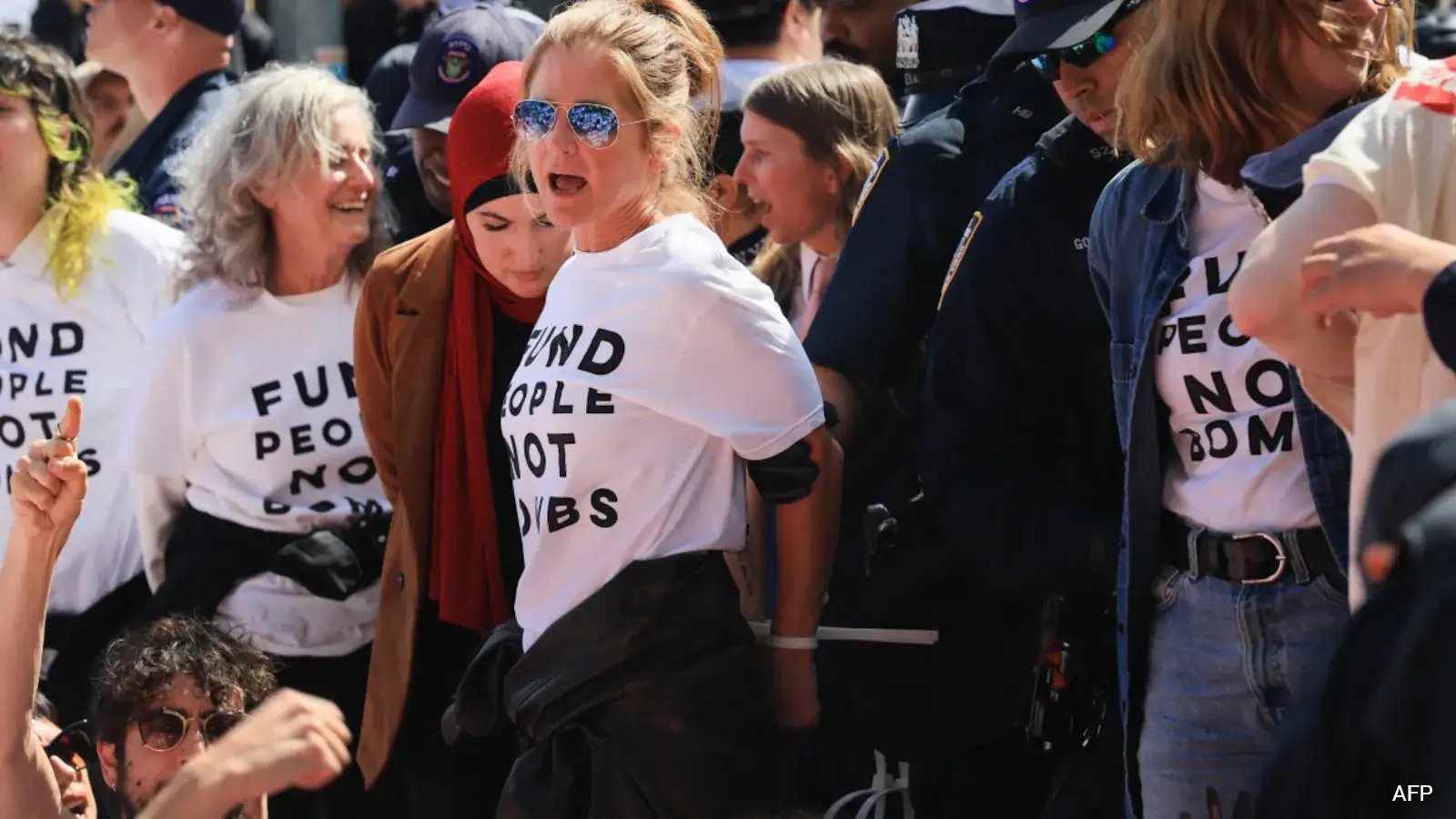 NYPD Detains Susan Sarandon During Anti‑Netanyahu Protest in New York City