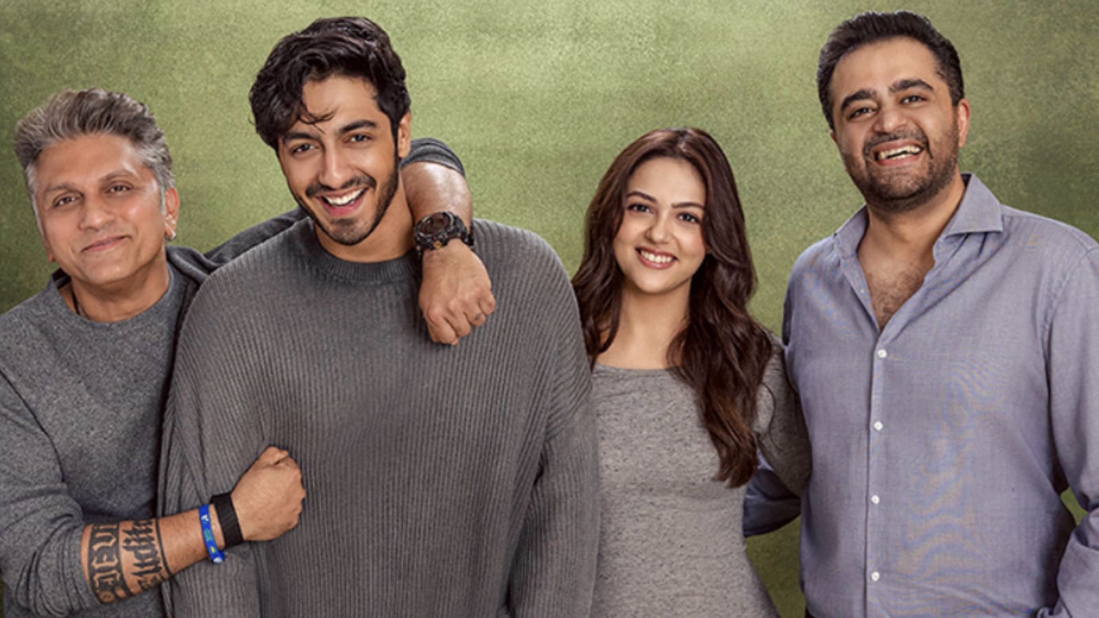 Mohit Suri’s Untitled Love Story With Aneet Padda, Ahaan Panday Begins October Shoot