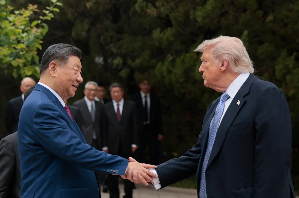 Trump, Xi Meet Next Week as Bessent, He Lifeng Prep for AI Chip Showdown