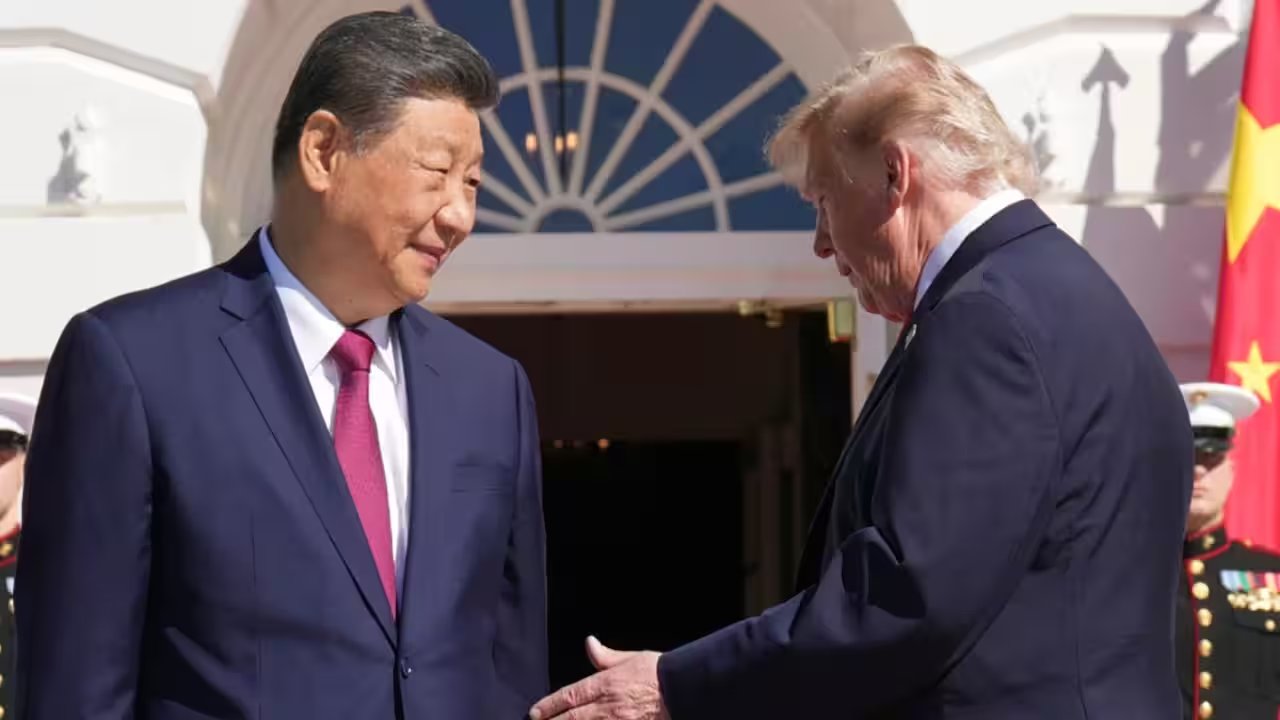 Trump Declares Xi Jinping a Peer, Stirring Senate Criticism