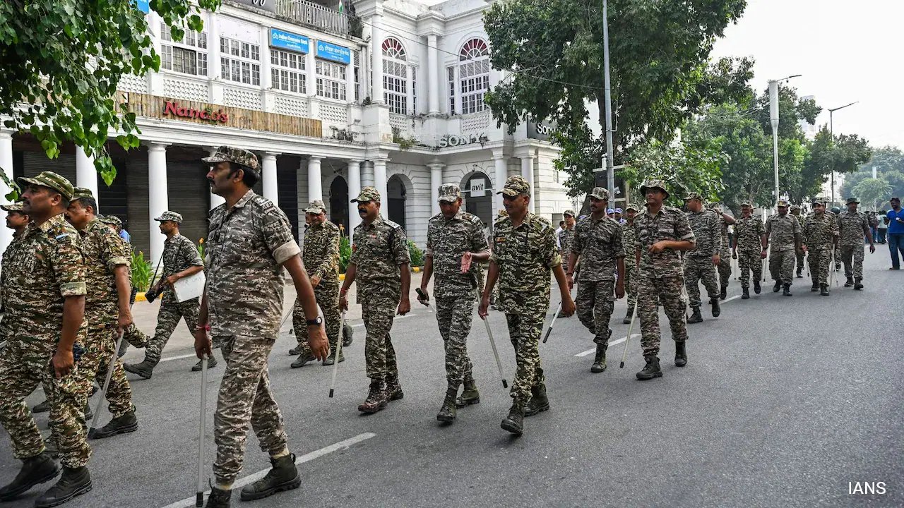 Delhi Police Defend 4km Internet Blackout During CJP Protest