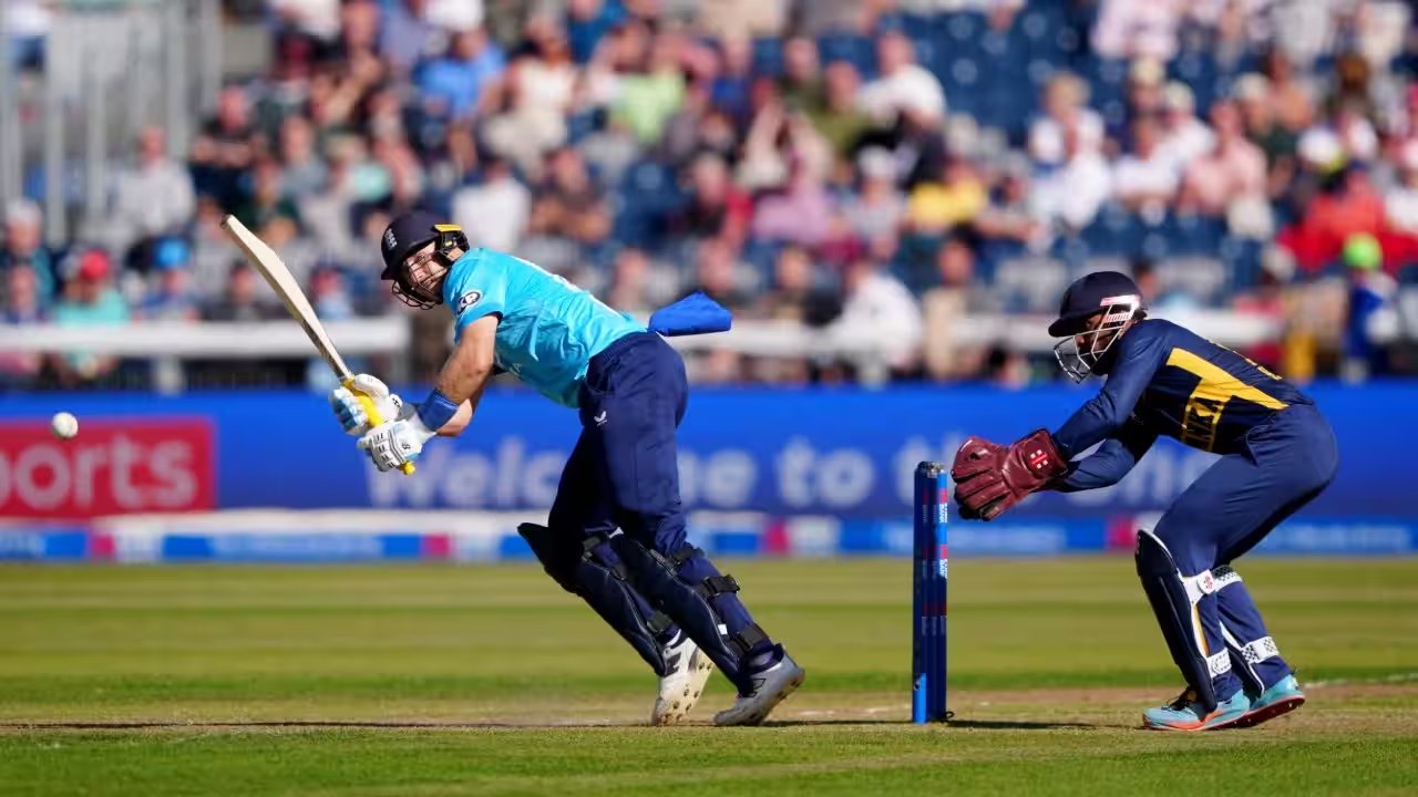 Root Beats Tendulkar's Pace to Reach 23,000 International Runs in 521 Innings