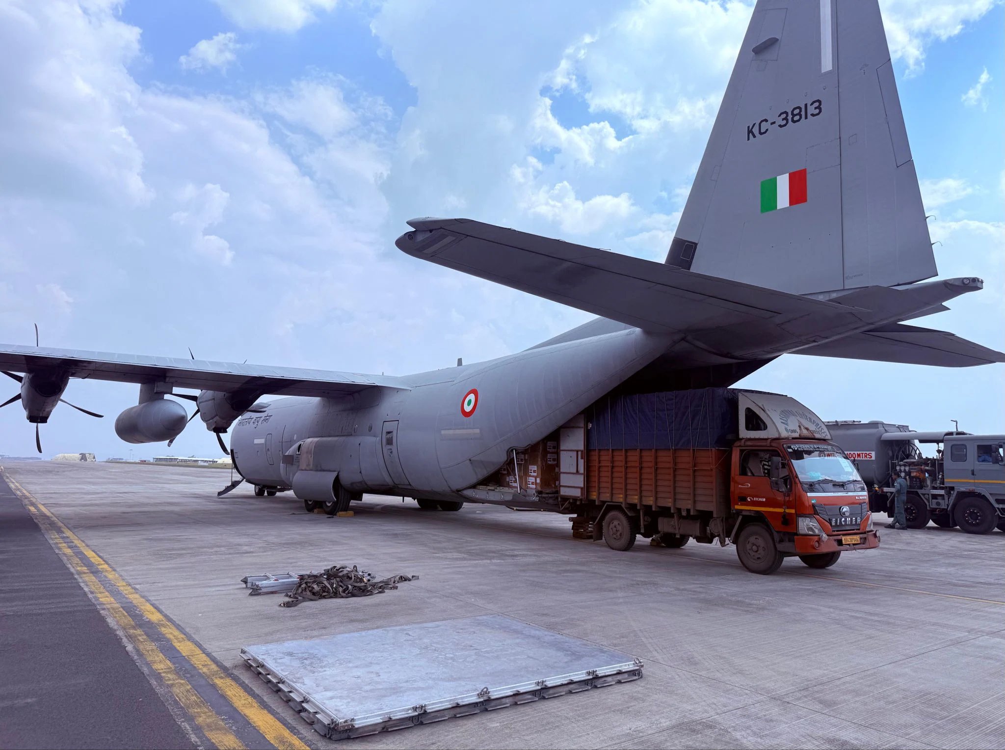 India Sends 3 Tonnes of Anti‑Tuberculosis Drugs to Colombo via IAF Flight