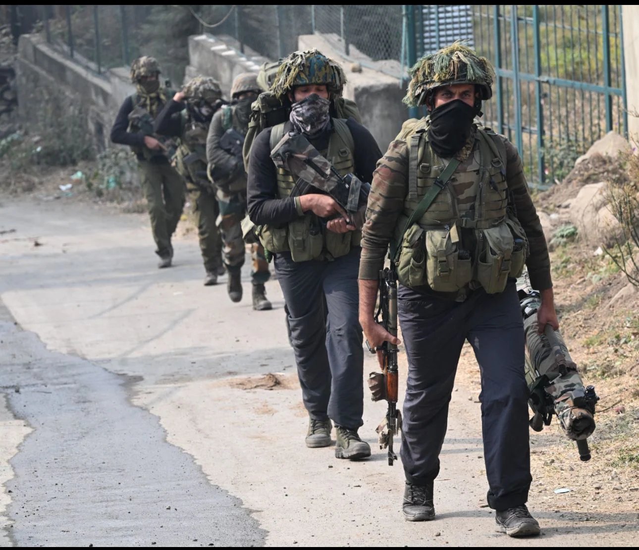 Jammu Court Declares Pakistan‑Based Hizbul Mujahideen Terrorist Mushtaq Ahmad Mir Proclaimed Offender